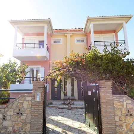 Betina سكافيديا